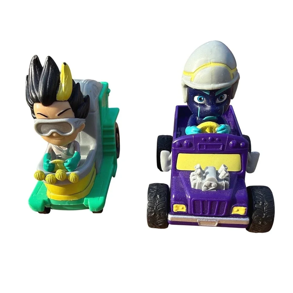 PJ Masks Just Play‎ Romeo Lab Night Ninja Bus Toy Vehicle Set Villains Wheelies